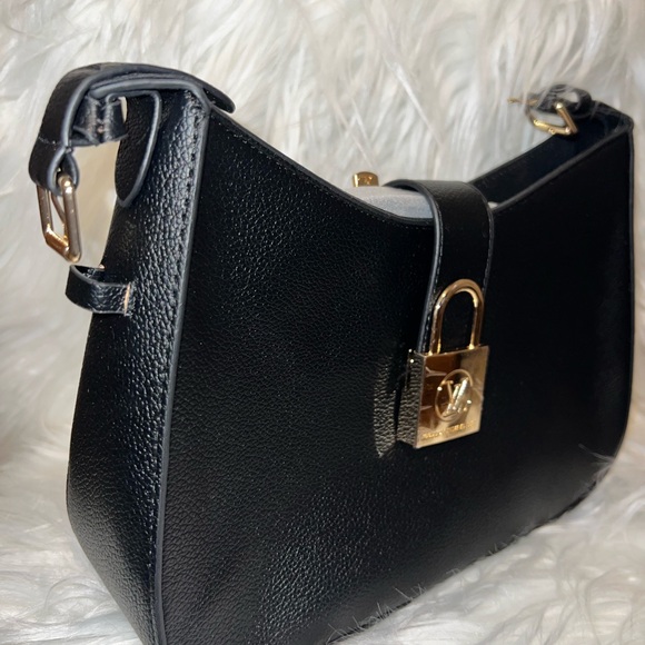 Black Leather Shoulder Bag - Picture 2 of 3